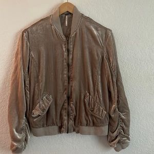 Beautiful free people velvet rouged jacket size xtra small.